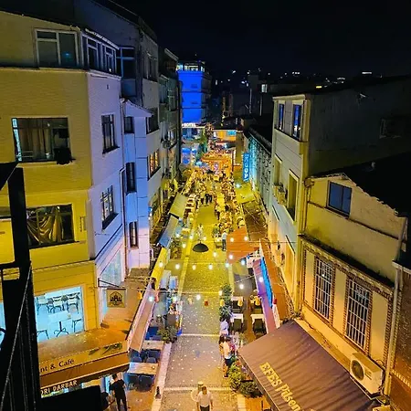 Apartmanhotel Golden Arrow 4*