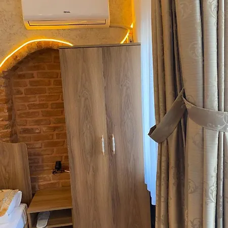 Apartmanhotel Golden Arrow