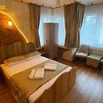 Golden Arrow Апарт-отель