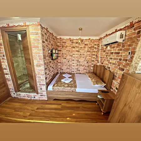 Golden Arrow Old Апарт-отель 4*